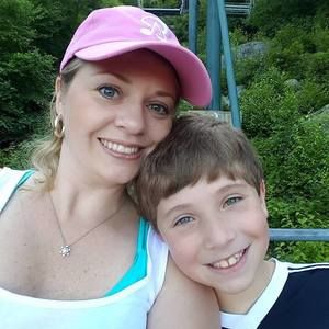 Meet your Posher, Alissa